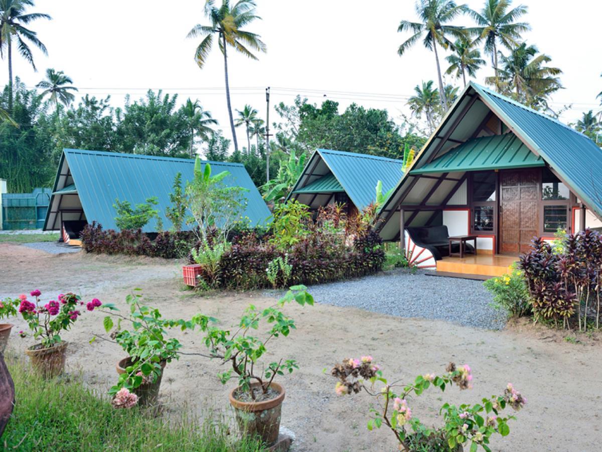 Kadaloram Beach Resort Kochi Exterior foto